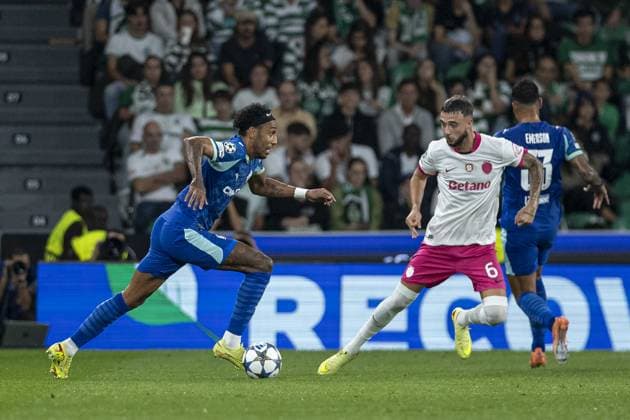 Aubameyang 97 Olympique de Marseille controls the ball during the UEFA Champions League match between Sporting CP vs Olympique de Marseille at Estadio Jose Alvalade on October 22nd,2025 (Photo by Joao Bravo Sports Press Photo) Copyright: xJoaoxBravox Sportspressphoto_SPR46414