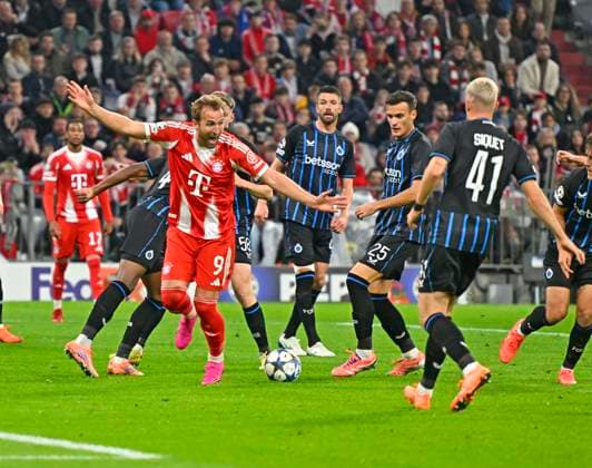 22.10.2025, Fussball UEFA Championsleague 2025 2026: Vorrunde 3.Spieltag, FC Bayern München - Club Brügge, in der Allianz-Arena München. Harry Kane (FC Bayern München) ärgert sich