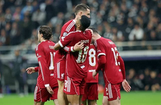22.10.2025, xovx, Fußball UEFA Champions League, Eintracht Frankfurt - FC Liverpool Jubel nach dem Tor zum 1:4 durch Cody Gakpo (FC Liverpool) (DFL DFB REGULATIONS PROHIBIT ANY USE OF PHOTOGRAPHS as IMAGE SEQUENCES and or QUASI-VIDEO) emspor Frankfurt am Main