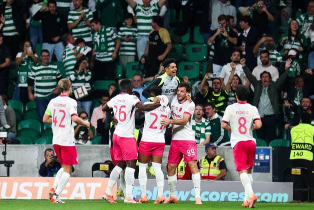 Sporting CP v Olympique de Marseille - UEFA Champions League 2025 2026 Equipa celebra golo de Extremo esquerdo brasileiro do Sporting CP Alisson Santos 27 durante a partida entre Sporting CP v Olympique de Marseille, valida pela fase de grupos da UEFA Champions League 2025 2026, no Estadio Jose Alvalade, Portugal (Foto de Diogo Faria Reis Avant Sports) Lisboa Estadio Jose Alvalade Portugal Copyright: xDiogoxFariaxReis AvantxSportsx