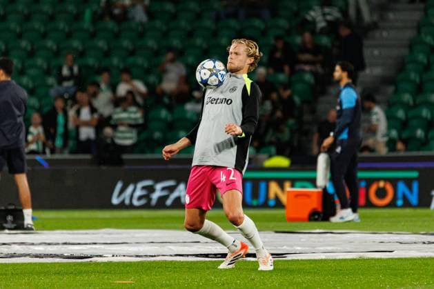 Morten Hjulmand seen during Champions League 25 26 league phase game between Sporting CP and Olympique de Marseille (Luis Loureiro Ball Raw Images) Lisbon Estadio Jose Alvalade Portugal Copyright: xLuisxLoureirox luisloureiro_sporting_marseille_2526-075