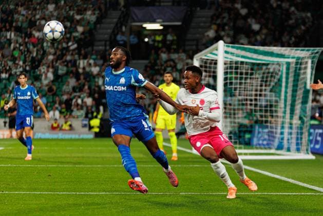 Ulisses Garcia and Geny Catamo seen during Champions League 25 26 league phase game between Sporting CP and Olympique de Marseille (Luis Loureiro Ball Raw Images) Lisbon Estadio Jose Alvalade Portugal Copyright: xLuisxLoureirox luisloureiro_sporting_marseille_2526-156