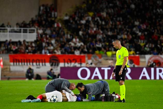 FOOTBALL : AS Monaco VS Tottenham Hotspur FC - UEFA Champions League - 22 10 2025 Injury Thilo Kehrer (ASM) - Champions League match between AS Monaco and Tottenham Hotspur FC on October 22, 2025 at the Louis II Stadium in Monaco. MonacoMonaco  Copyright: xWilliamxCannarellax