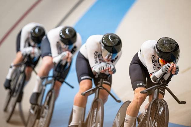 BRÄUTIGAM Messane, BRAUßE Franziska, KLEIN Lisa, KRÖGER Mieke: UCI Track cycling, Rad, Radsport, Bahnrad, Bahn World Championships 2025 BRÄUTIGAM Messane - BRAUßE Franziska - KLEIN Lisa - KRÖGER Mieke ( GER ) Germany Querformat - quer - horizontal - Landscape - Event Veranstaltung: UCI Track Cycling World Championships 2025 - Category Kategorie: Cycling - Track Cycling World Championships - Elite Women - Location Ort: South America Chile - Santiago de Chile - Velodromo Parque Penalolen Instituto - Discipline: Team Pursuit - Distance: 4000 m - Date Datum: 22.10.2025 Wednesday Day 1 -