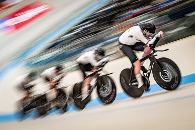 BRÄUTIGAM Messane, BRAUßE Franziska, KLEIN Lisa, KRÖGER Mieke: UCI Track cycling, Rad, Radsport, Bahnrad, Bahn World Championships 2025 BRÄUTIGAM Messane - BRAUßE Franziska - KLEIN Lisa - KRÖGER Mieke ( GER ) Germany Querformat - quer - horizontal - Landscape - Event Veranstaltung: UCI Track Cycling World Championships 2025 - Category Kategorie: Cycling - Track Cycling World Championships - Elite Women - Location Ort: South America Chile - Santiago de Chile - Velodromo Parque Penalolen Instituto - Discipline: Team Pursuit - Distance: 4000 m - Date Datum: 22.10.2025 Wednesday Day 1 -