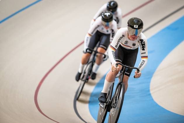 GRABOSCH Pauline Sophie, FRIEDRICH Lea Sophie, PRÖPSTER Alessa-Catriona: UCI Track cycling, Rad, Radsport, Bahnrad, Bahn World Championships 2025 GRABOSCH Pauline Sophie - FRIEDRICH Lea Sophie - PRÖPSTER Alessa-Catriona ( GER ) Germany Querformat - quer - horizontal - Landscape - Event Veranstaltung: UCI Track Cycling World Championships 2025 - Category Kategorie: Cycling - Track Cycling World Championships - Elite Women - Location Ort: South America Chile - Santiago de Chile - Velodromo Parque Penalolen Instituto - Discipline: Team Sprint - Distance: ... m - Date Datum: 22.10.2025 Wednesday Day 1 -