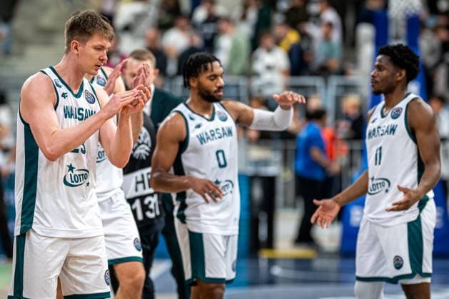 Jubel nach dem Sieg von Michal Kolenda (23; Legia Warszawa), Jayvon Graves (0; Legia Warszawa) und Ben Shungu (11; Legia Warszawa) Basketball Champions League: MLP Academics Heidelberg – Legia Warszawa, 22.10.2025 at SNP-Dome, Heidelberg. Basketball Champions League: MLP Academics Heidelberg – Legia Warszawa, 22.10.2025 at SNP-Dome, Heidelberg. Baden-Württemberg Deutschland Copyright: xBEAUTIFULxSPORTS Gelhardtx
