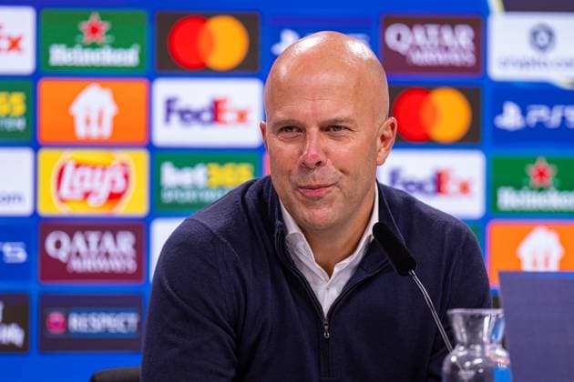 Football - UEFA Youth League - League Phase - Eintracht Frankfurt Under-19 s v Liverpool FC Under-19 s FRANKFURT, GERMANY - Wednesday, October 22, 2025: Liverpool s head coach Arne Slot during a post-match press conference, PK, Pressekonferenz after the UEFA Youth League match between Eintracht Frankfurt Under-19 s and Liverpool FC Under-19 s at Sportpark Dreieich. Liverpool won 5-1. (Photo by David Rawcliffe Propaganda) FRANKFURT Sportpark Dreieich HESSE GERMANY  Copyright: xDavidxRawcliffex P2025-10-22-Frankfurt_Liverpool-129