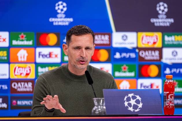 Football - UEFA Youth League - League Phase - Eintracht Frankfurt Under-19 s v Liverpool FC Under-19 s FRANKFURT, GERMANY - Wednesday, October 22, 2025: Eintracht Frankfurt s head coach Dino Toppmöller during a post-match press conference, PK, Pressekonferenz after the UEFA Youth League match between Eintracht Frankfurt Under-19 s and Liverpool FC Under-19 s at Sportpark Dreieich. (Photo by David Rawcliffe Propaganda) FRANKFURT Sportpark Dreieich HESSE GERMANY  Copyright: xDavidxRawcliffex P2025-10-22-Frankfurt_Liverpool-132