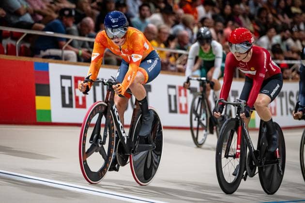 Name: UCI Track cycling, Rad, Radsport, Bahnrad, Bahn World Championships 2025 Name ( NAT ) Team Querformat - quer - horizontal - Landscape - Event Veranstaltung: UCI Track Cycling World Championships 2025 - Category Kategorie: Cycling - Track Cycling World Championships - Elite Women - Location Ort: South America Chile - Santiago de Chile - Velodromo Parque Penalolen Instituto - Discipline: Scratch - Distance: 10 km - Date Datum: 22.10.2025 Wednesday Day 1 -