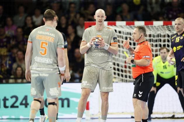 HANDBALL - CHAMPIONS LEAGUE - NANTES v AALBORG - 22 10 2025 Simon Hald JENSEN of Aalborg Handbold during the EHF Champions League, Group Phase, handball match between HBC Nantes and Aalborg Handbold on 22 October 2025 at H Arena in Nantes, France - Photo Julien Kammerer PsnewZ NantesFrance  Copyright: xJulienxKammererx