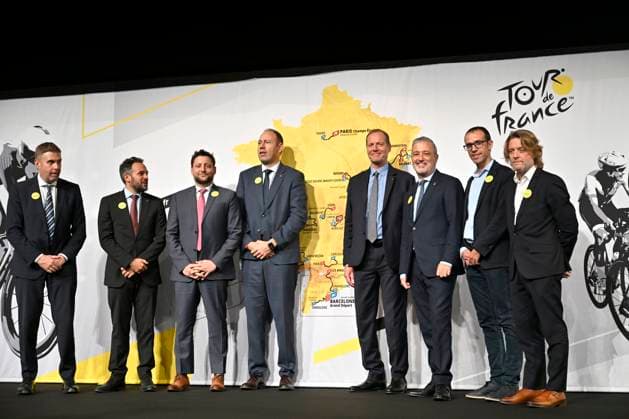 Presentation Tour de France 2026 PARIS, FRANCE - OCTOBER 23 : Prudhomme Christian (FRA) director of ASO with Jaume Collboni, mayor of Barcelona pictured during the presentation of the 2026 Tour de France for Men and Women at Palais des Congres de Paris on October 23, 2025 in Paris, France, 23 10 2025 Paris France  Copyright: xJanxDexMeuleneirx