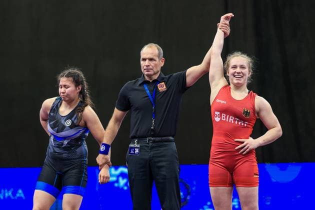 2025 U23 Wrestling World Championships 72kg WW - Laura Koehler (GER) df. Liliana Rozhina (UWW) *** 2025 U23 Wrestling World Championships 72kg WW Laura Koehler GER df Liliana Rozhina UWW Copyright: xUnitedxWorldxWrestlingx xAmirrezx United World Wrestling Kadir C