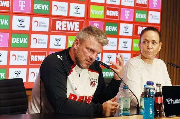 1. FC Köln 1. FC Köln, Pressekonferenz zum Auswärtsspiel in Dortmund, Lukas Kwasniok (1. FC Köln). 23.10.2025, Bild: