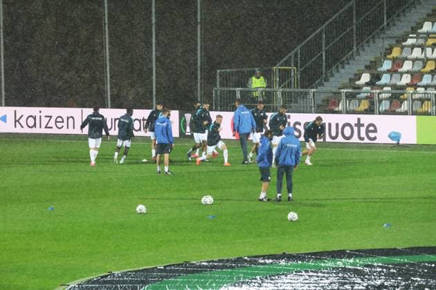 HNK Rijeka v AC Sparta Praha: UEFA Conference League Players of Sparta Praha warms up prior to the UEFA Conference League group phase matchday 2 between HNK Rijeka and AC Sparta Praha at HNK Rijeka Stadium on October 23, 2025. in Rijeka, Croatia.  GoranxKovacic PIXSELL