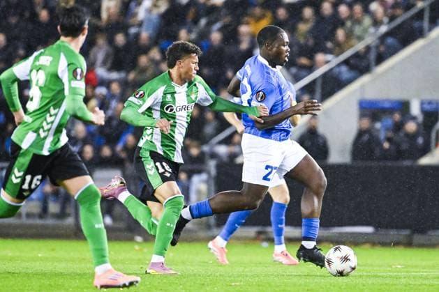 18? Real Betis s Nelson ?Deossa and Genk s Ken Nkuba pictured in action during a soccer game between Belgian soccer team KRC Genk and Spanish club Real Betis Balompie, on Thursday 23 October 2025, in Genk, third game (out of 8) in the league phase of the UEFA Europa League competition. TOM GOYVAERTS TomxGoyvaerts  x137721600x