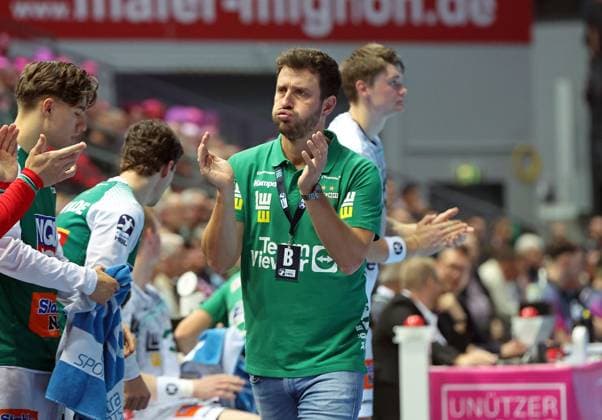 23.10.2025, xovx, Handball Daikin Handball Bundesliga, HSG Wetzlar - FRISCH AUF! Göppingen Ben Matschke (Frisch Auf! Göppingen). Wetzlar Buderus-Arena Hessen Deutschland (DE)