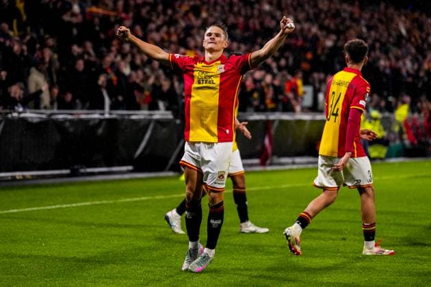 DEVENTER, NETHERLANDS - OCTOBER 23: Mathis Suray of Go Ahead Eagles celebrates after scoring his team s first goal during the UEFA Europa League 2025 26 League Phase MD3 match between Go Ahead Eagles and Aston Villa FC at Stadion De Adelaarshorst on October 23, 2025 in Deventer, Netherlands. (Photo by Rene Nijhuis) SPO  Copyright: xRenexNijhuis