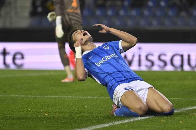 Genk s Hyeon-Gyu Oh looks dejected during a soccer game between Belgian soccer team KRC Genk and Spanish club Real Betis Balompie, on Thursday 23 October 2025, in Genk, third game (out of 8) in the league phase of the UEFA Europa League competition. JOHAN EYCKENS JohanxEyckens  x137730058x