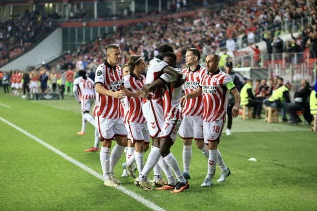 Samsunspor v Dynamo Kyiv - UEFA Europa Conference League SAMSUN, TURKIYE - OCTOBER 23: Musaba of Samsunspor celebrates with his teammates after he scores a goal during UEFA Europa Conference League week 2 match between Samsunspor and Dynamo Kyiv at New May 19 Stadium in Samsun, Turkiye on October 23, 2025. Recep Bilek Anadolu Samsun Turkey. Editorial use only. Please get in touch for any other usage.  Copyright: x2025xAnadoluxRecepxBilekx