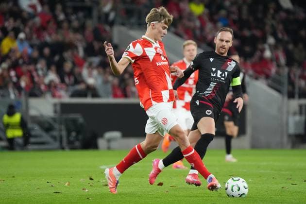 Kacper Potulski (1. FSV Mainz 05, 48) - 23.10.2025 1. FSV Mainz 05 vs. Zrinjski Mostar, MEWA Arena, Europa Conference League