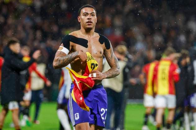 Morgan Rogers of Aston Villa FC gestures Go Ahead Eagles v Aston Villa FC, UEFA Europa League 2025 26 League Phase MD3, Go Ahead Eagles v Aston Villa FC, Stadion De Adelaarshorst, October 23, 2025, Deventer, Netherlands.