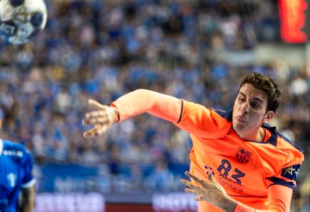 EHF Champions League - Orlen Wisla Plock v FC Barcelona, Barca Ian Barrufet Torrebejano during the match EHF Champions League Men match between Orlen Wisla Plock and FC Barcelona in Plock, Poland on October 23, 2025.NO SALES POLAND Plock Poland  Copyright: xAndrzejxIwanczukx originalFilename:iwanczuk-ehfchamp251023_nptVV.jpg