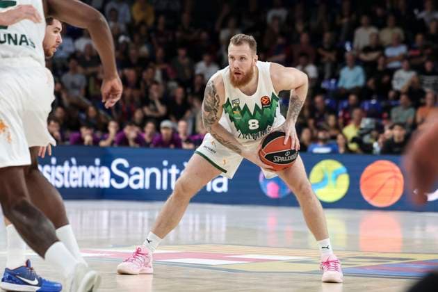 October 23, 2025, Barcelona, Barcelona, Spain: Ignas Brazdeikis of Zalgiris Kaunas in action during the Turkish Airlines Euroleague 2025 26 League Phase MD6 match played between FC Barcelona, Barca and Zalgiris Kaunas at Palau Blaugrana on October 23, 2025 in Barcelona, Spain. Barcelona Spain - ZUMAa181 20251023_zaa_a181_107 Copyright: xJavierxBorregox