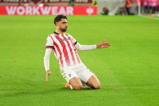 UEFA Europa League: SC Freiburg vs FC Utrecht, 24.09.2025 Vincenzo Grifo (SC Freiburg, 32) celebrating his goal to make it 2–0 UEFA Europa League: SC Freiburg vs FC Utrecht, Europa-Park-Stadion, 24.09.2025 Copyright: xBEAUTIFULxSPORTS Boscox
