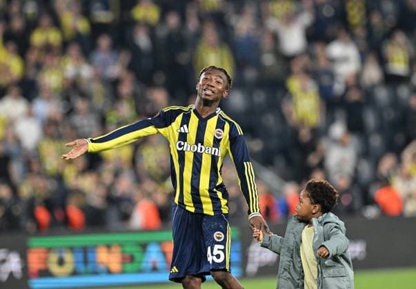 Fenerbahce v Stuttgart - UEFA Europa League ISTANBUL, TURKIYE - OCTOBER 23: Dorgeles Nene of Fenerbahce celebrates after winning the UEFA Europa League Week 3 match between Fenerbahce and Stuttgart at Chobani Stadium in Istanbul, Turkiye, on October 23, 2025. Elif Ozturk Anadolu Istanbul Turkey. Editorial use only. Please get in touch for any other usage.  Copyright: x2025xAnadoluxElifxOzturkx