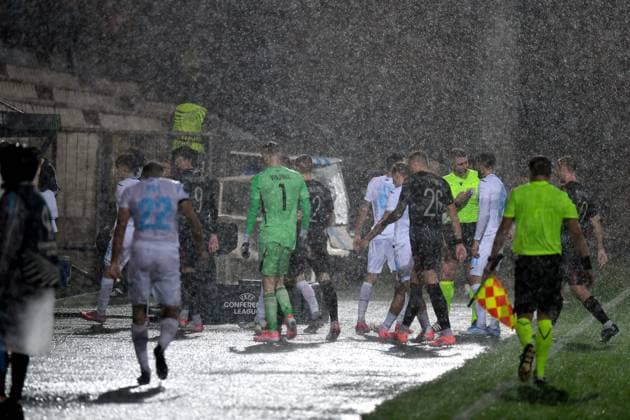 Croatia, Rijeka, 231025. Rujevica Stadium. UEFA Conference League 2nd round match Rijeka - Sparta Prague. In the photo: the match was stopped due to rain. Photo: Damir Skomrlj CROPIX Copyright: xxDamirxSkomrljx rijeka_sparta8-231025_2
