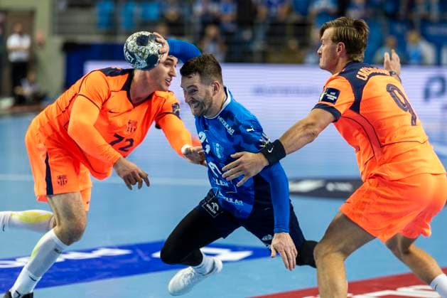 EHF Champions League - Orlen Wisla Plock v FC Barcelona, Barca Ludovic Fabregas, Miha Zarabec, Chimy Avila during the match EHF Champions League Men match between Orlen Wisla Plock and FC Barcelona in Plock, Poland on October 23, 2025.NO SALES POLAND Plock Poland  Copyright: xAndrzejxIwanczukx originalFilename:iwanczuk-ehfchamp251023_npFQl.jpg