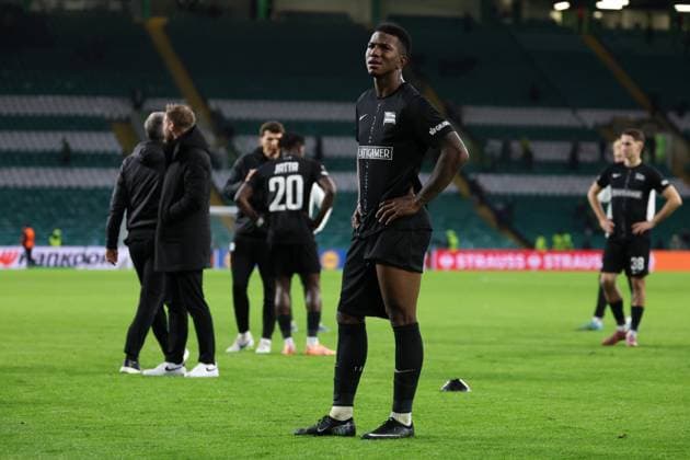 SOCCER - UEFA EL, Celtic vs Sturm GLASGOW,SCOTLAND,23.OCT.25 - SOCCER - UEFA Europa League, Celtic Glasgow vs SK Sturm Graz. Image shows the disappointment of Jeyland Mitchell (Sturm).  GEPAxpictures xChrisxBauer