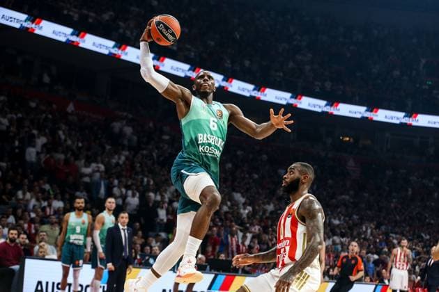 KK Crvena zvezda v Saski Baskonia - EuroLeague BELGRADE, SERBIA - OCTOBER 23: Hamidou Diallo of Saski Baskonia in action during Turkish Airlines EuroLeague basketball match between KK Crvena zvezda and Saski Baskonia at the Belgrade Arena in Belgrade, Serbia on October 23, 2025. Filip Stevanovic Anadolu Belgrade Serbia. Editorial use only. Please get in touch for any other usage.  Copyright: x2025xAnadoluxFilipxStevanovicx