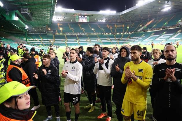 SOCCER - UEFA EL, Celtic vs Sturm GLASGOW,SCOTLAND,23.OCT.25 - SOCCER - UEFA Europa League, Celtic Glasgow vs SK Sturm Graz. Image shows the disappointment of Sturm.  GEPAxpictures xChrisxBauer