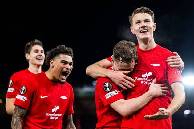 251023 Emil Kornvig of Brann celebrates after scoring the 1-0 goal during the UEFA Europa League football match between Brann and Rangers on October 23, 2025 in Bergen. Photo: Marius Simensen BILDBYRAN COP 238 MM0046 bbeng brann football fotball fotboll jubel rangers soccer uefa europa league Copyright: MARIUSxSIMENSEN BB251023ZV046
