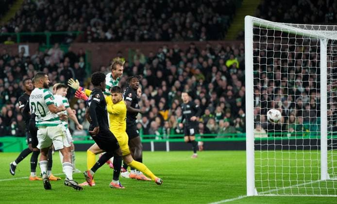 Benjamin Nygren of Celtic scores with a header past Matteo Bignetti of Sturm Graz to give Celtic. 2-1 lead. Celtic v Sturm Graz, UEFA Europa League, Group Stage, Football, Celtic Park, Glasgow, Scotland, UK - 23 Oct 2025Glasgow Celtic Park United Kingdom EDITORIAL USE ONLY No use with unauthorised audio, video, data, fixture lists, club league logos or live services. Online in-match use limited to 120 images, no video emulation. No use in betting, games or single club league player publications. Copyright: xStuartxWallace Shutterstockx 15567786ci