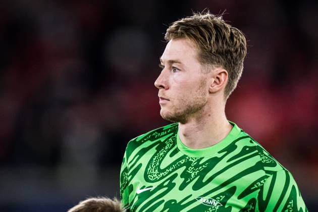 251023 Goalkeeper Mathias Dyngeland of Brann ahead of the UEFA Europa League football match between Brann and Rangers on October 23, 2025 in Bergen. Photo: Marius Simensen BILDBYRAN COP 238 MM0046 bbeng brann football fotball fotboll rangers soccer uefa europa league Copyright: MARIUSxSIMENSEN BB251023ZO047