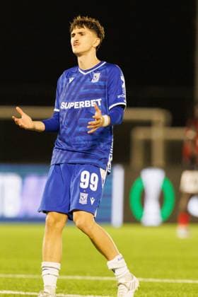 Pablo Rodriguez seen during UEFA Conference League league phase game between team of Lincoln Red Imps and Lech Poznan (Maciej Rogowski Ball Raw Images) Gibraltar Europa Sports Comples Gibraltar Copyright: xMaciejxRogowskix maciejrogowski_lincolnlech25_26-77