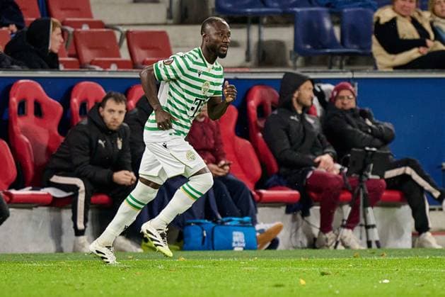 Salzburg, Österreich 23. Oktober 2025: Europa League - 2025 2026 - RB Salzburg vs. Frencvaros Budapest Im Bild: Einwechslung Naby Keita (TC), der Ex-Salzburger Red Bull Arena