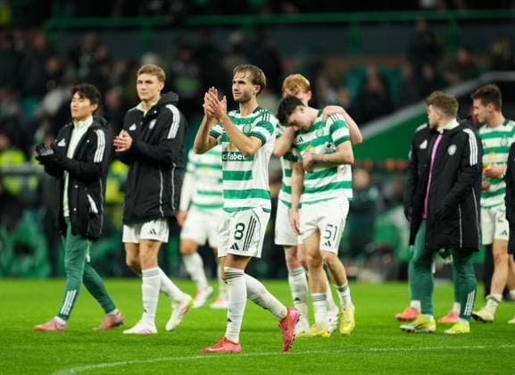 Benjamin Nygren of Celtic applauds the fans at full-time. Final score Celtic 2 Sturm Graz 1. Celtic v Sturm Graz, UEFA Europa League, Group Stage, Football, Celtic Park, Glasgow, Scotland, UK - 23 Oct 2025Glasgow Celtic Park United Kingdom EDITORIAL USE ONLY No use with unauthorised audio, video, data, fixture lists, club league logos or live services. Online in-match use limited to 120 images, no video emulation. No use in betting, games or single club league player publications. Copyright: xStuartxWallace Shutterstockx 15567786dr