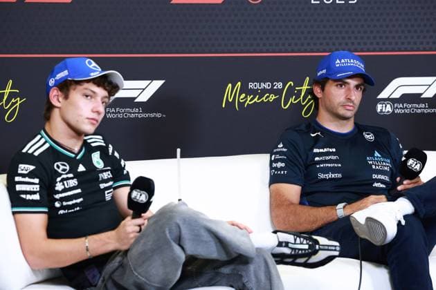 Formula 1 Grand Prix of Mexico - Previews MEXICO CITY, MEXICO - OCTOBER 23: Kimi Antonelli of Mercedes (L) and Carlos Sainz of Williams attend a press conference, PK, Pressekonferenz ahead of the F1 GP of Mexico, at Autodromo Hermanos Rodriguez, in Mexico City, Mexico on October 23, 2025. Daniel Cardenas Anadolu Mexico City Mexico. Editorial use only. Please get in touch for any other usage.  Copyright: x2025xAnadoluxDanielxCardenasx