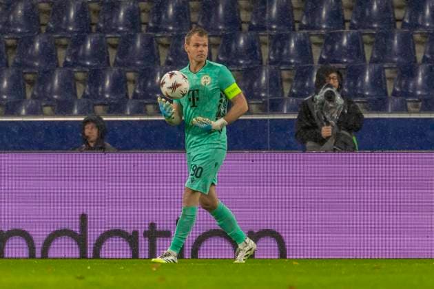 Salzburg, Österreich 23. Oktober 2025: Europa League - 2025 2026 - RB Salzburg vs. Frencvaros Budapest Im Bild: Torhüter Denes Dibusz (TC) Red Bull Arena Bayern Copyright: xFotostandx xSchäferx