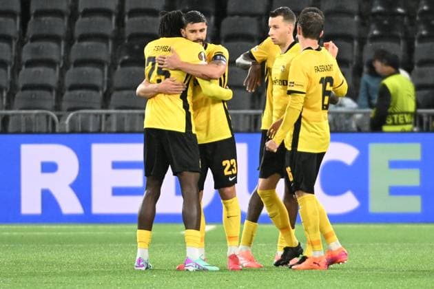 BERN, SWITZERLAND - OCTOBER 23: Team BSC Young Boys celebrating the victory during the UEFA Europa League 2025 26 League Phase MD3 match between BSC Young Boys and PFC Ludogorets 1945 at Stadion Wankdorf on October 23, 2025 in Bern, Switzerland. Bern Stadion Wankdorf Bern Switzerland Copyright: xJustPictures.ch ManuelxWinterbergerx jp-en-EuSpIm-MWI_4447