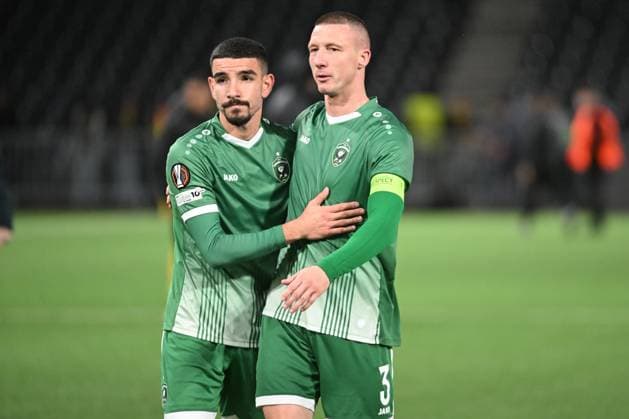 BERN, SWITZERLAND - OCTOBER 23: Ivan Yordanov l) of Ludogorets and Anton Nedyalkov of Ludogorets r) are disappointed after the defeat during the UEFA Europa League 2025 26 League Phase MD3 match between BSC Young Boys and PFC Ludogorets 1945 at Stadion Wankdorf on October 23, 2025 in Bern, Switzerland. Bern Stadion Wankdorf Bern Switzerland Copyright: xJustPictures.ch ManuelxWinterbergerx jp-en-EuSpIm-MWI_4456