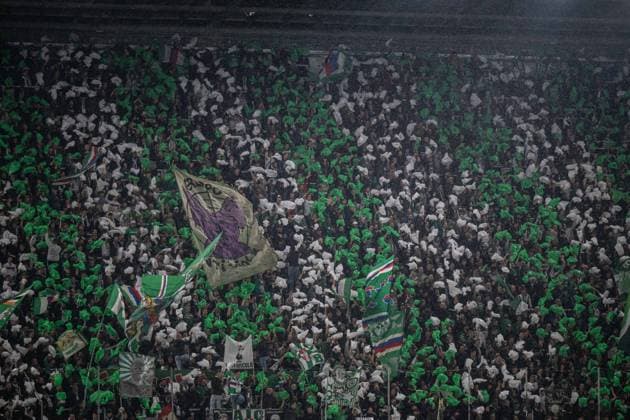 Rapid Wien fans during Europa Conference league match, SK Rapid Wien - ACF Fiorentina, 23. october 2025, Allianz stadium, Wien, Austria Copyright: xMICHALxFAJT,ZOSPORTU.SKx FAJ_1747