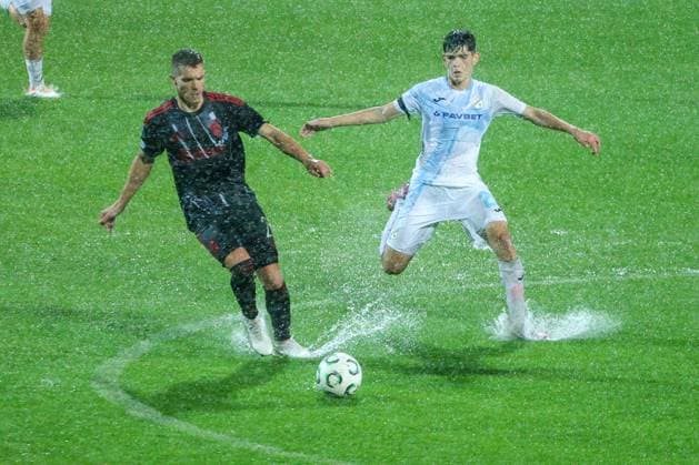 HNK Rijeka v AC Sparta Praha: UEFA Conference League Martin Suchomel of SParta Praha and Dominik Thaqi of HNK Rijeka competes for the ball during the UEFA Conference League group phase matchday 2 between HNK Rijeka and AC Sparta Praha at HNK Rijeka Stadium on October 23, 2025. in Rijeka, Croatia.  NelxPavletic PIXSELL