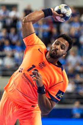 EHF Champions League - Orlen Wisla Plock v FC Barcelona, Barca Timothey N™Guessan during the match EHF Champions League Men match between Orlen Wisla Plock and FC Barcelona in Plock, Poland on October 24, 2025.NO SALES POLAND Plock Poland  Copyright: xAndrzejxIwanczukx originalFilename:iwanczuk-ehfchamp251024_npBVw.jpg