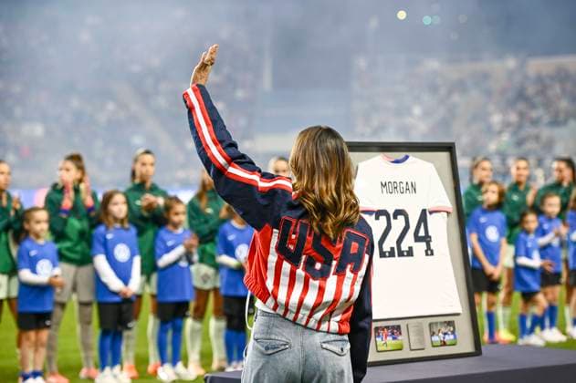 October 23, 2025, Chester, Pennsylvania, United States: Legendary soccer player for the US WomenÃ¢â‚¬â ¢a national team, Nationalteam ALEX MORGAN, retires from playing soccer. Morgan retired just before the match of the USWNT versus Portugal at Subaru Park in Chester PA Chester United States - ZUMArf1_ 20251023_zaf_rf1_005 Copyright: xRickyxFitchettx