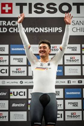 AUGENSTEIN Moritz: UCI Track cycling, Rad, Radsport, Bahnrad, Bahn World Championships 2025 AUGENSTEIN Moritz ( GER ) Germany Award Ceremony - Medal Ceremony - Podium - Hochformat - Hoch - Vertikal - Portrait - Event Veranstaltung: UCI Track Cycling World Championships 2025 - Category Kategorie: Cycling - Track Cycling World Championships - Elite Men - Location Ort: South America Chile - Santiago de Chile - Velodromo Parque Penalolen Instituto - Discipline: Scratch Race - Distance: 10 km - Date Datum: 23.10.2025 Thursday Day 2 -